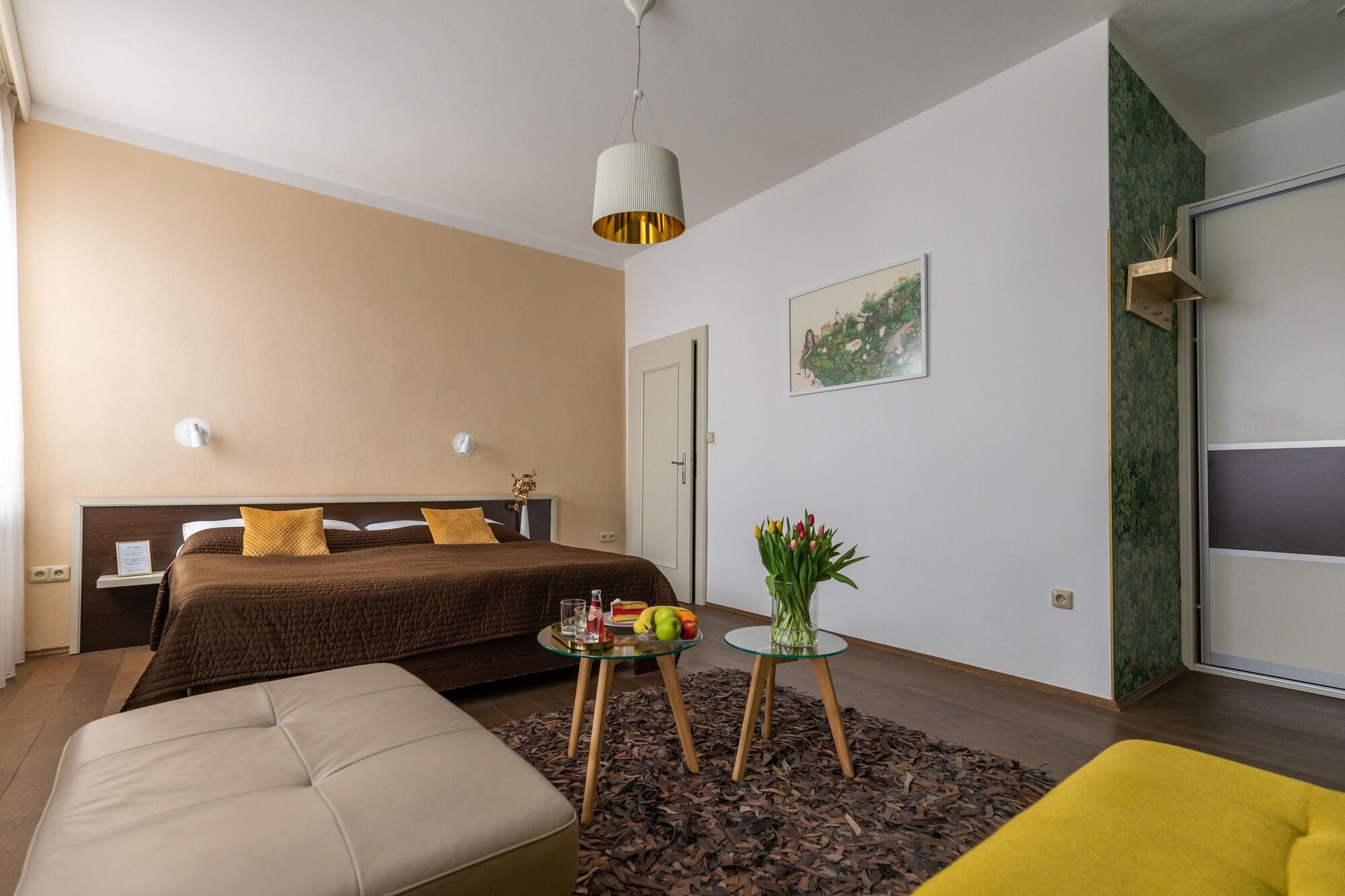 Hotel Peregrin Cesky Krumlov Exterior photo