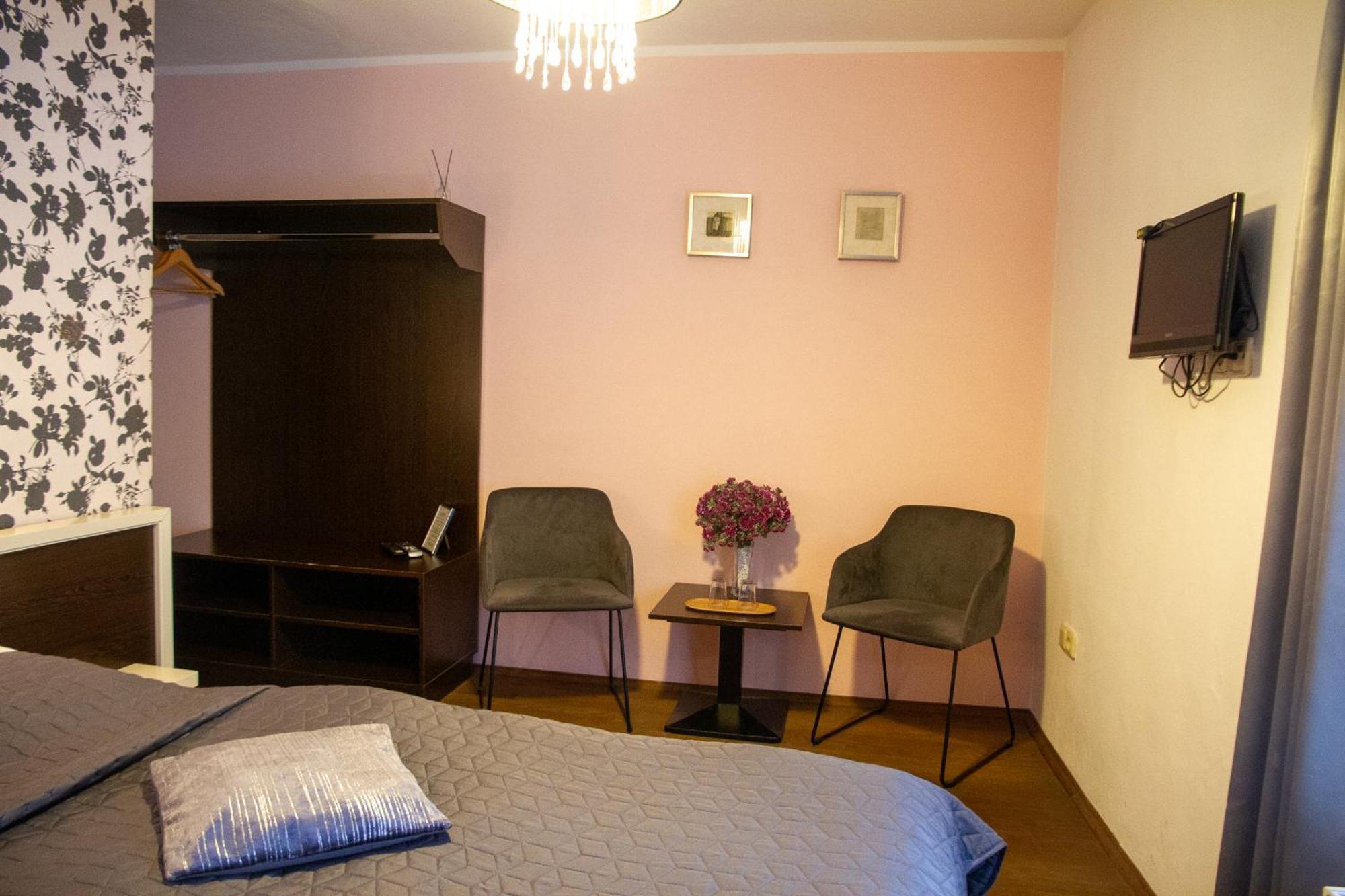 Hotel Peregrin Cesky Krumlov Exterior photo