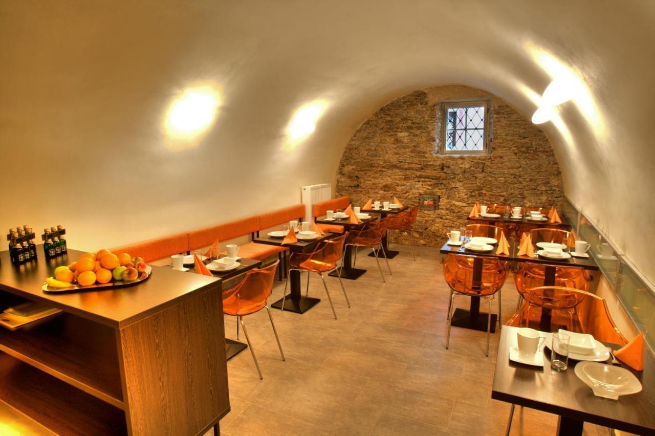 Hotel Peregrin Cesky Krumlov Exterior photo
